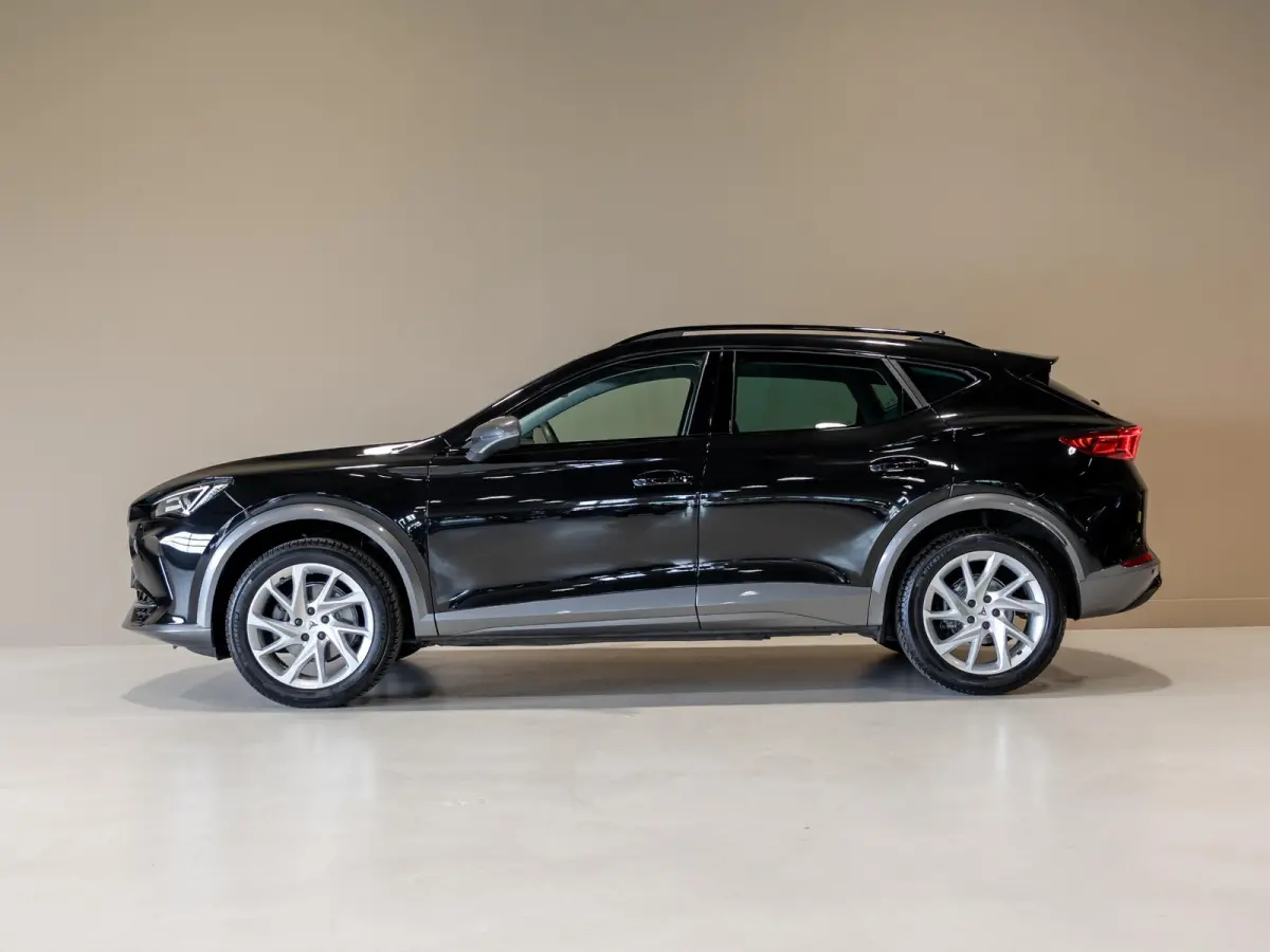 1.5 TSI Business Edition / 150pk / Achteruitrij camera / Stoel en stuur verwarming /