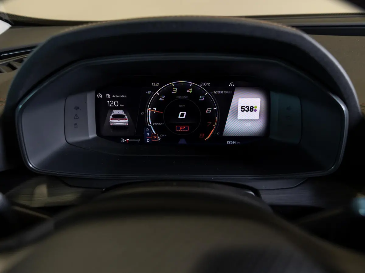 1.5 TSI Business Edition / 150pk / Achteruitrij camera / Stoel en stuur verwarming /