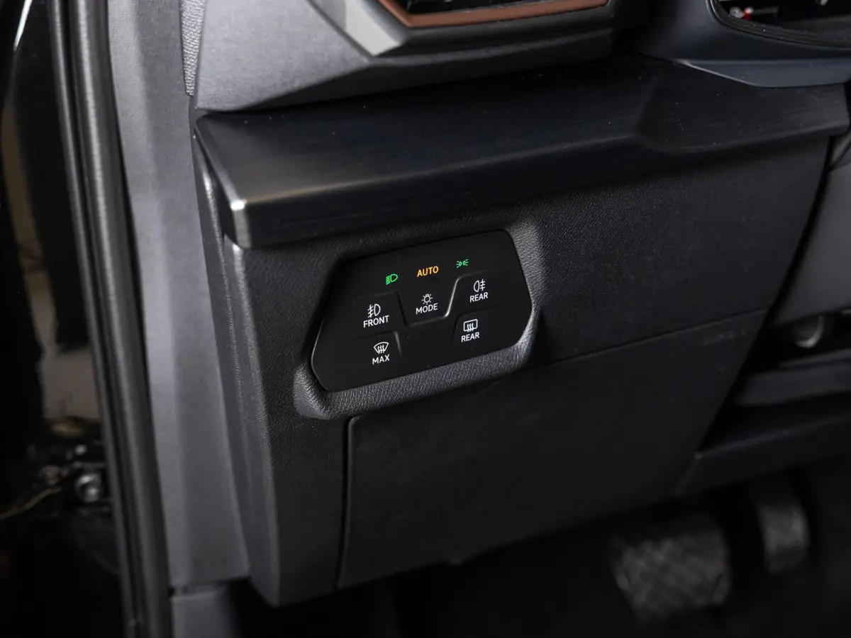 1.5 TSI Business Edition / 150pk / Achteruitrij camera / Stoel en stuur verwarming /