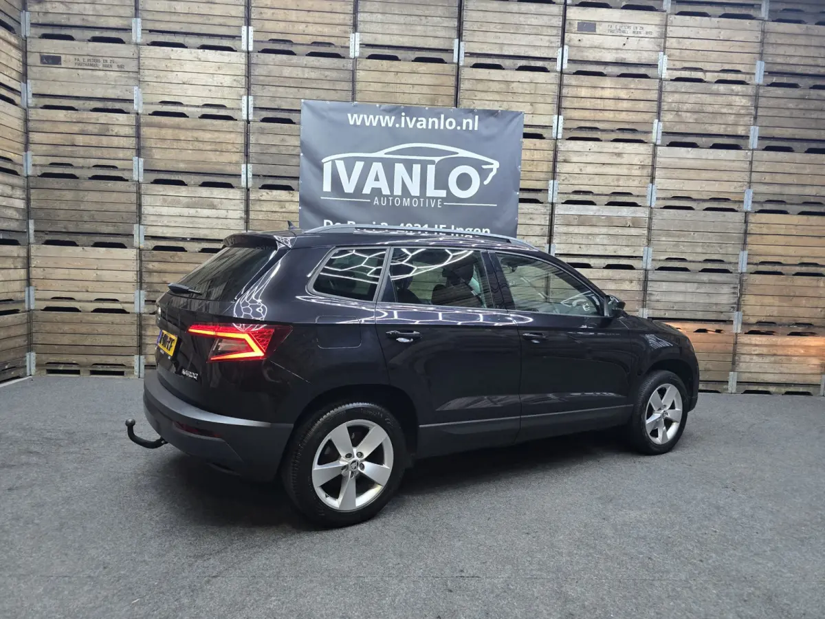 1.0 TSI Ambition Business Navi Carplay trekhaak 17"LM