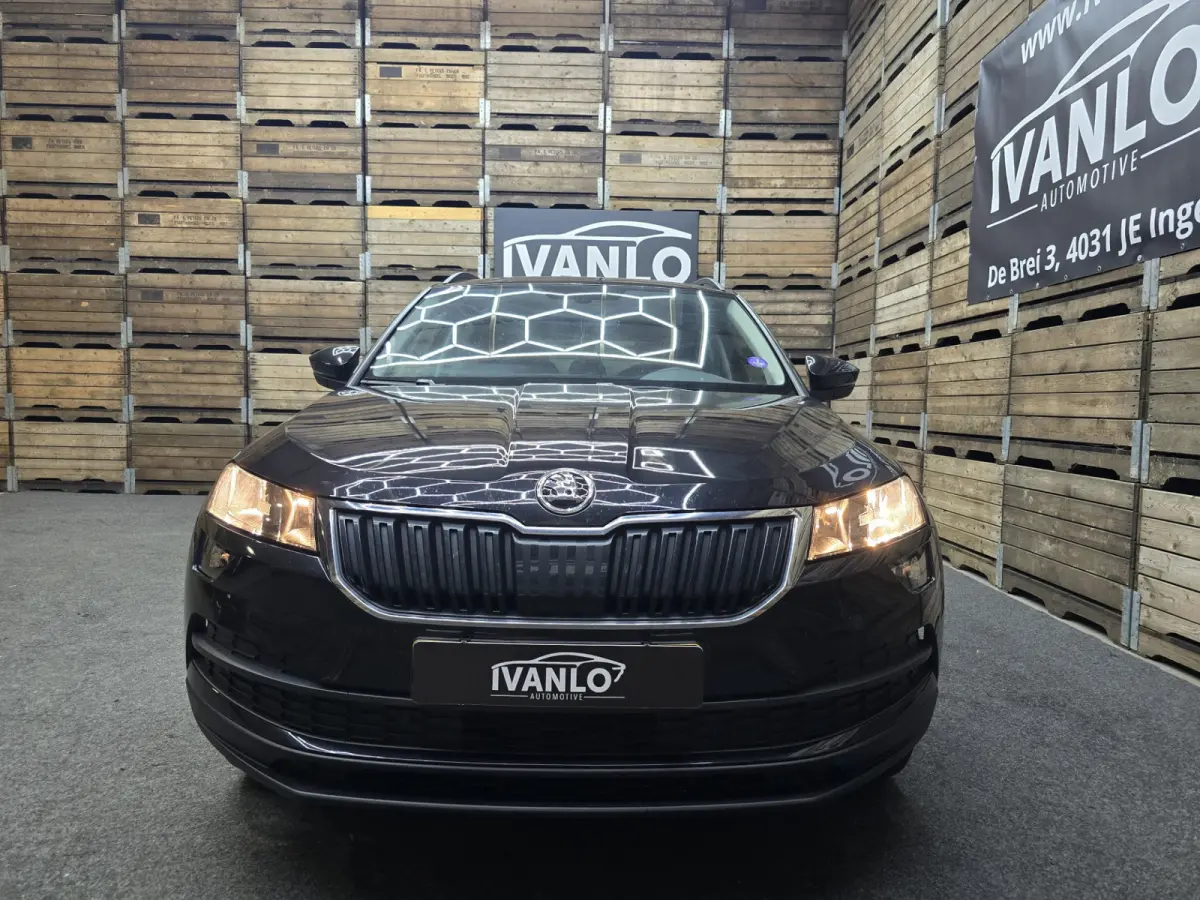 1.0 TSI Ambition Business Navi Carplay trekhaak 17"LM