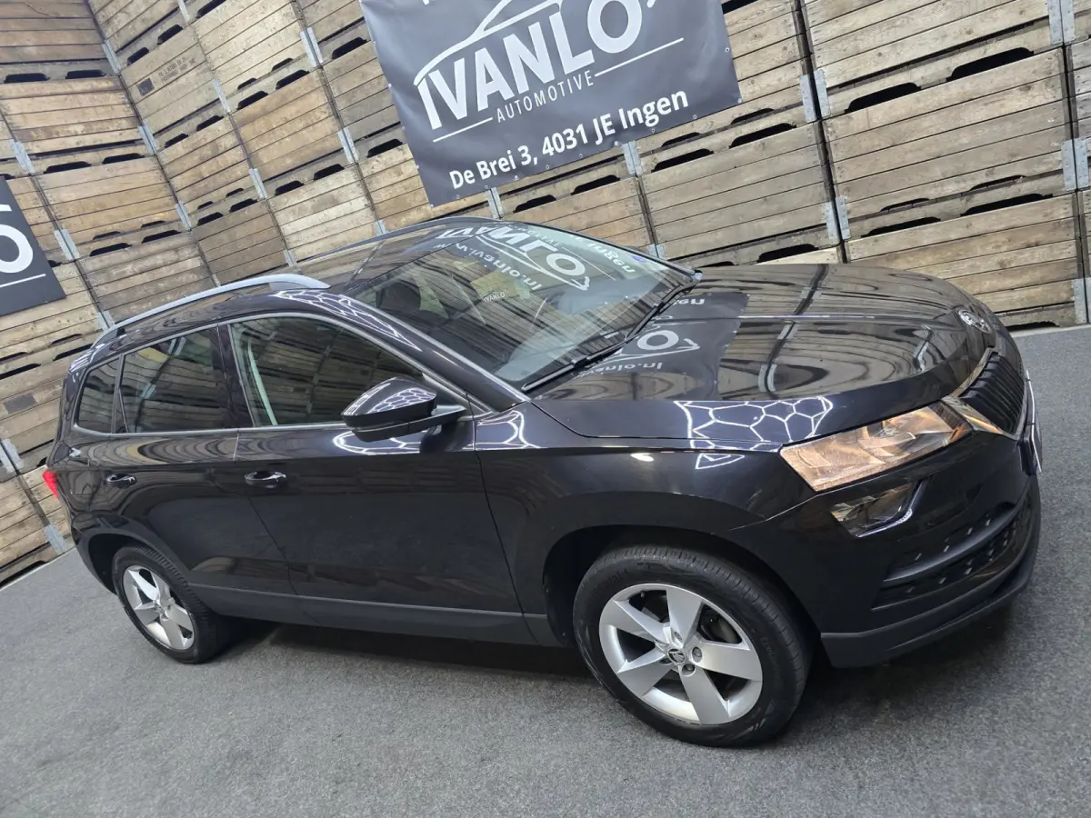 1.0 TSI Ambition Business Navi Carplay trekhaak 17"LM
