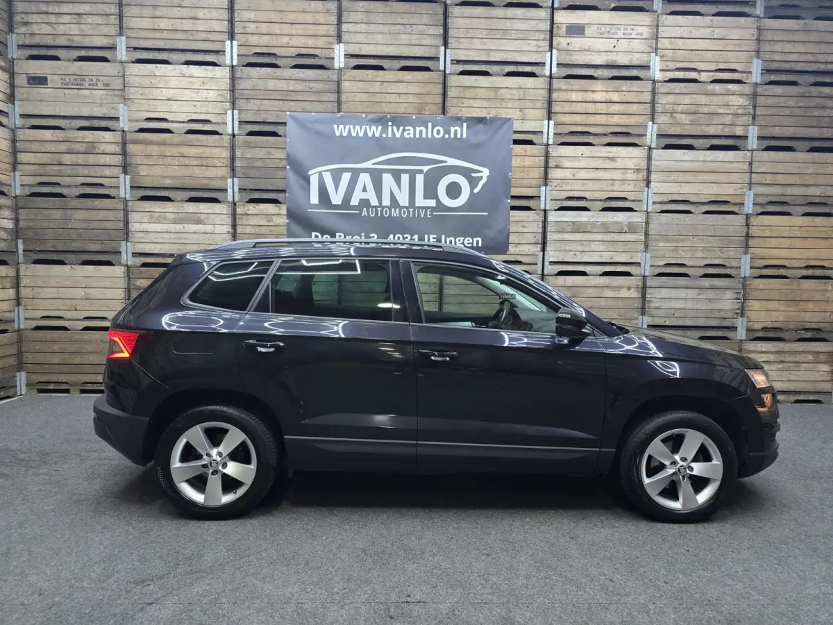 1.0 TSI Ambition Business Navi Carplay trekhaak 17"LM
