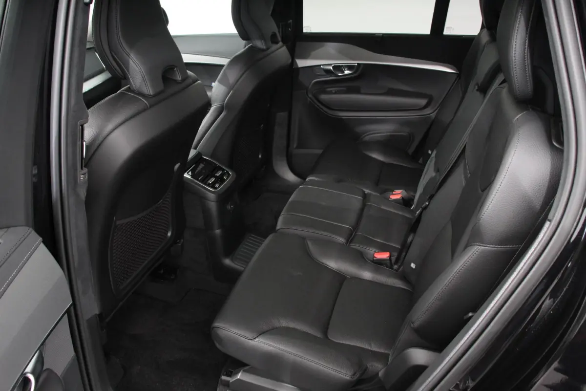 2.0 T8 455pk Recharge AWD Ultimate Dark Leder Panorama-schuifdak Navigatie Harman Kardon Electrisch bedienbare achterklep Camera Cruise control Apple Carplay/ Android Auto