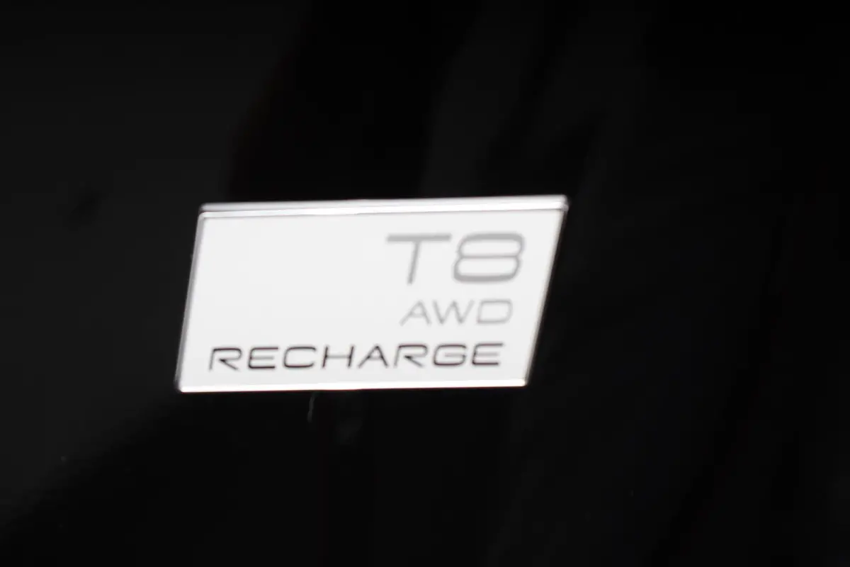 2.0 T8 455pk Recharge AWD Ultimate Dark Leder Panorama-schuifdak Navigatie Harman Kardon Electrisch bedienbare achterklep Camera Cruise control Apple Carplay/ Android Auto