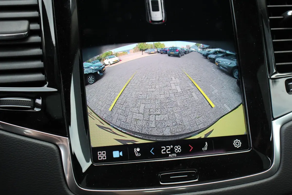 2.0 T8 455pk Recharge AWD Ultimate Dark Leder Panorama-schuifdak Navigatie Harman Kardon Electrisch bedienbare achterklep Camera Cruise control Apple Carplay/ Android Auto