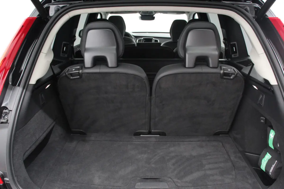 2.0 T8 455pk Recharge AWD Ultimate Dark Leder Panorama-schuifdak Navigatie Harman Kardon Electrisch bedienbare achterklep Camera Cruise control Apple Carplay/ Android Auto