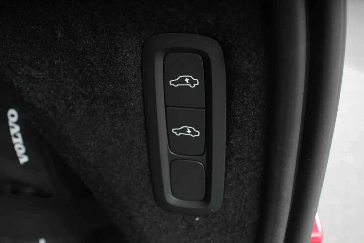 2.0 T8 455pk Recharge AWD Ultimate Dark Leder Panorama-schuifdak Navigatie Harman Kardon Electrisch bedienbare achterklep Camera Cruise control Apple Carplay/ Android Auto