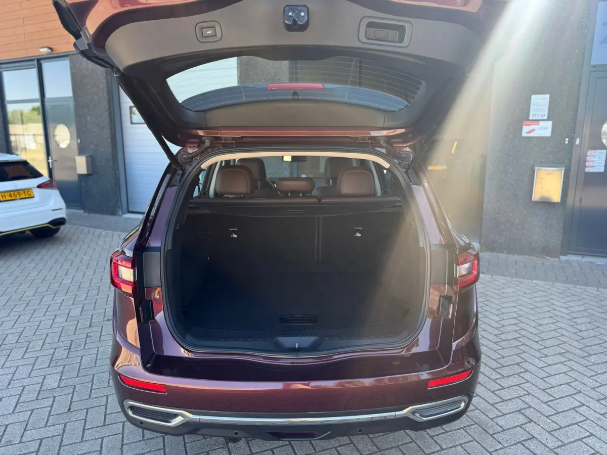 4WD Automaat Bom Vol Nette Auto