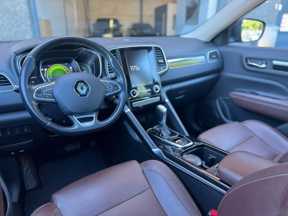 4WD Automaat Bom Vol Nette Auto