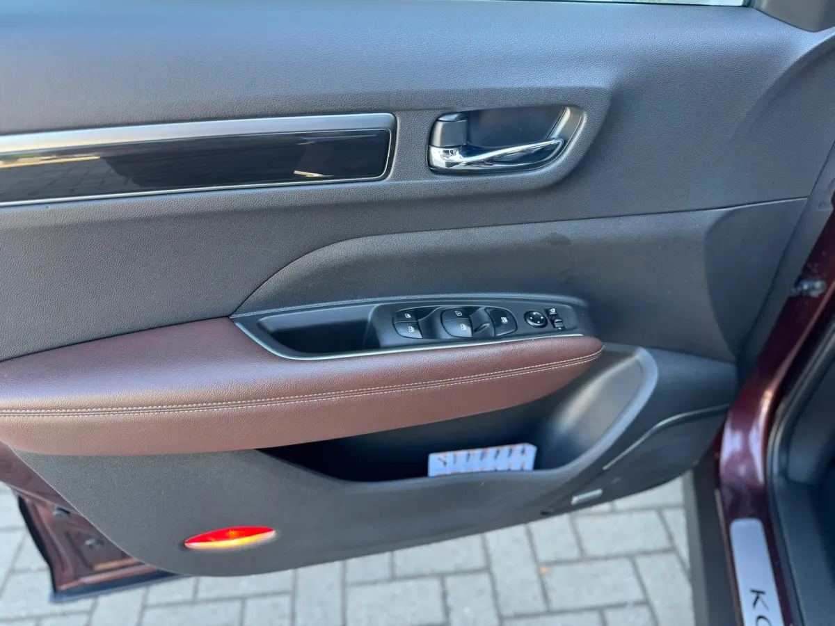 4WD Automaat Bom Vol Nette Auto