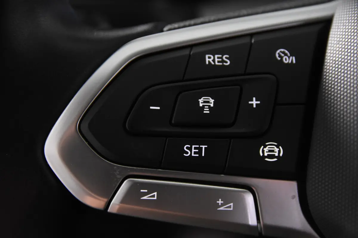 Life *1ste Eigenaar*Navigatie*Camera*Carplay*