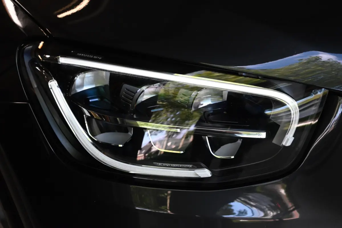 300e 4MATIC - Distronic+ - 360 Camera - Memory - El. Trekhaak - Keyless Entry - Leer -