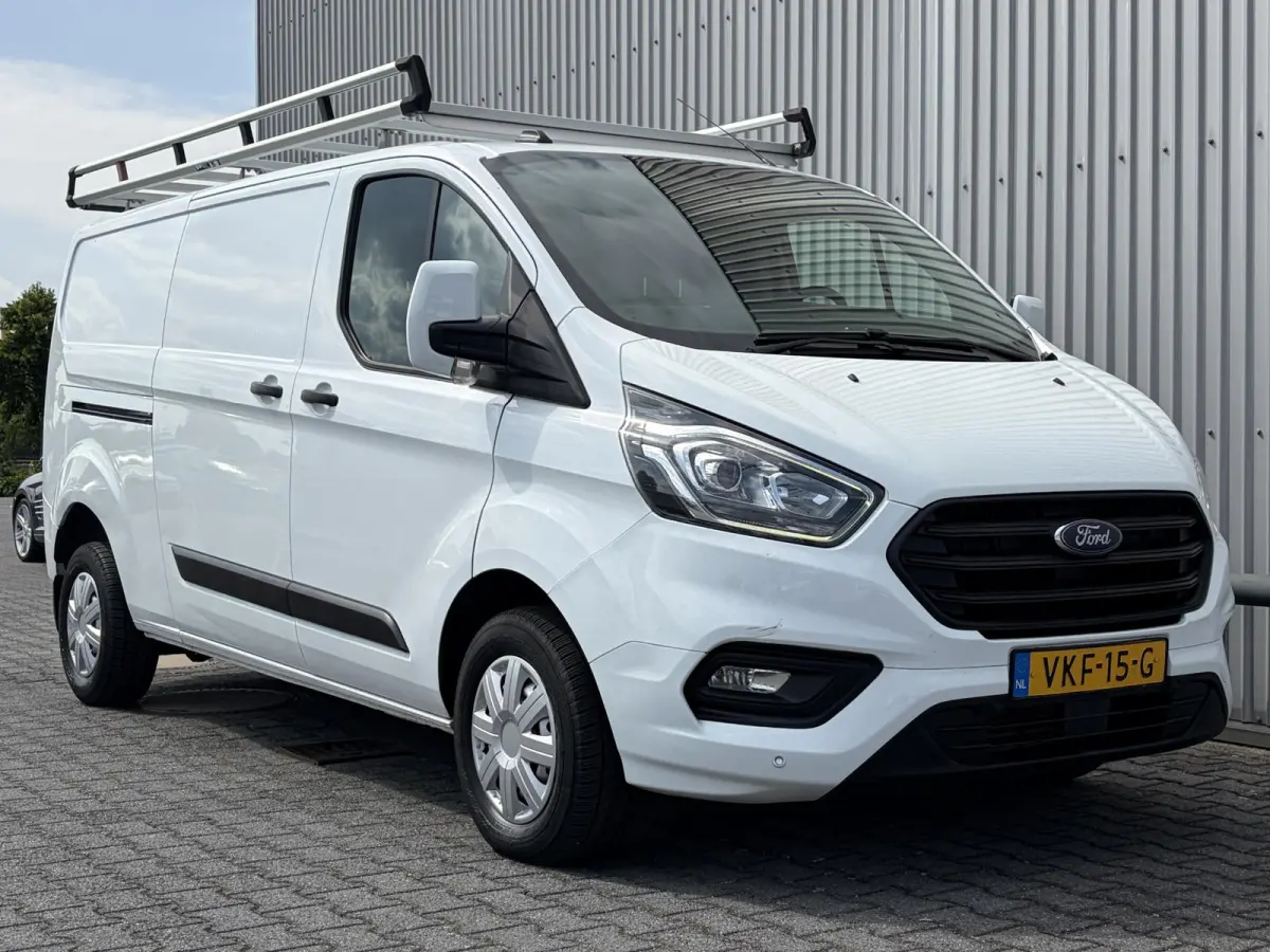 300 2.0 TDCI L2H1*MHEV*3-PERS.*A/C*HAAK*CRUISE*PDC