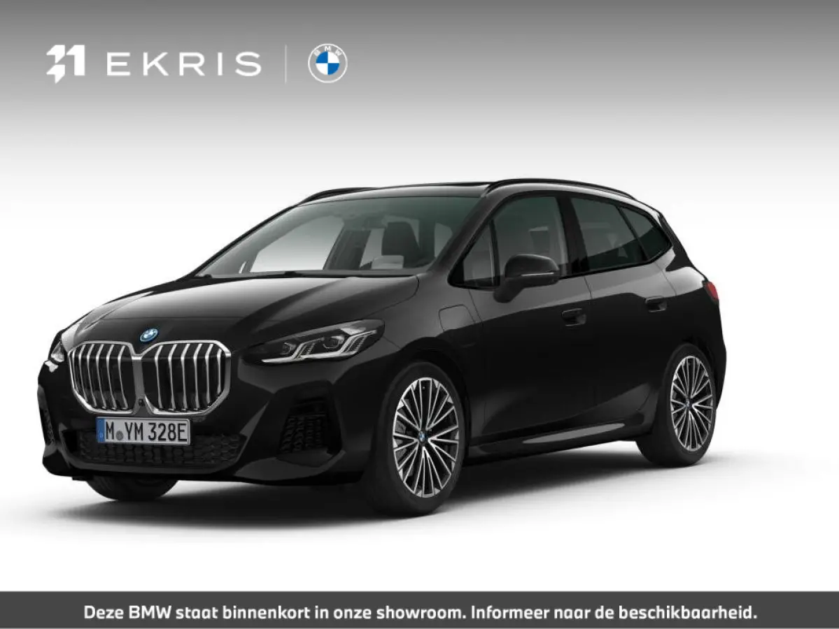 225e xDrive M Sportpakket | Travel Pack | Driver Assistant Plus | Stoelen Pakket | Trekhaak Pakket