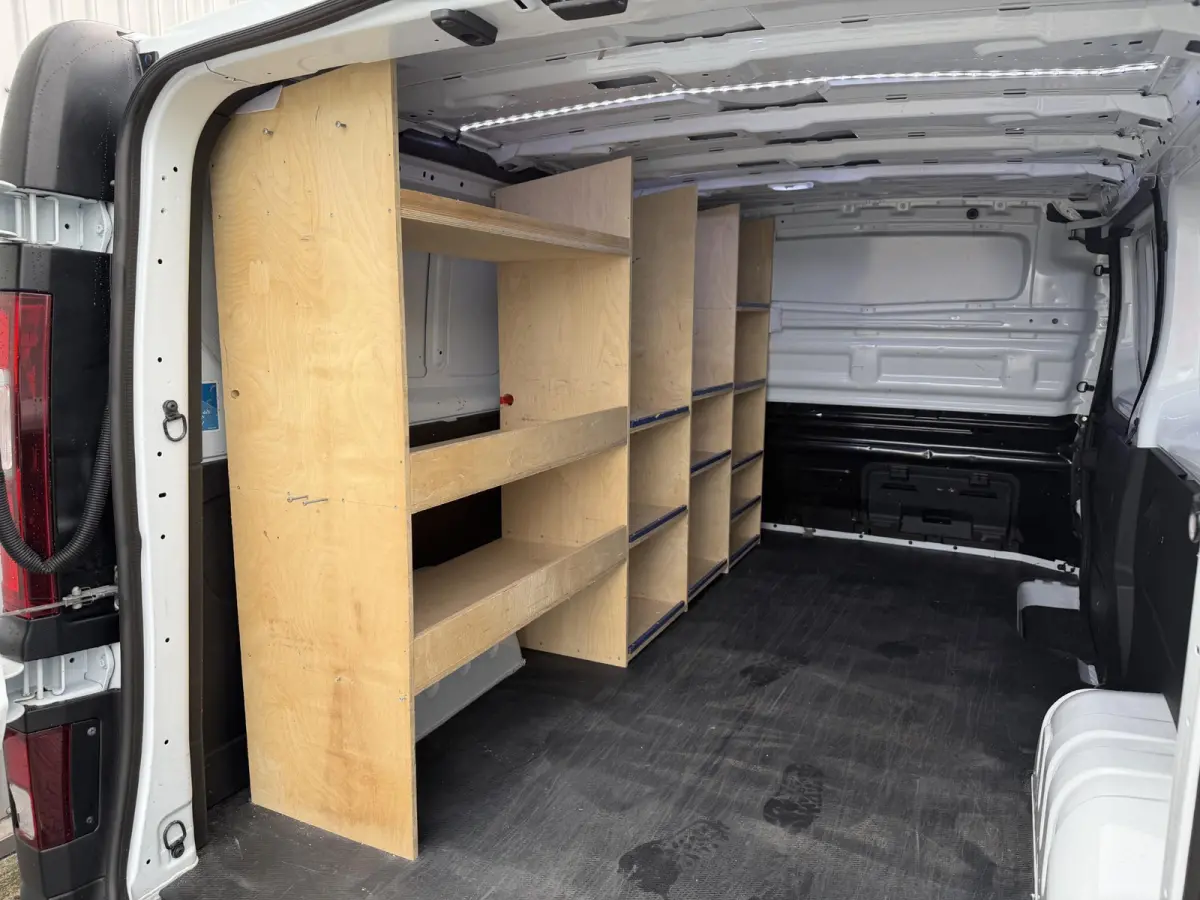 2.0 dCi 145 T30 L2H1 Comfort*CRUISE*A/C*TEL*3PERS*