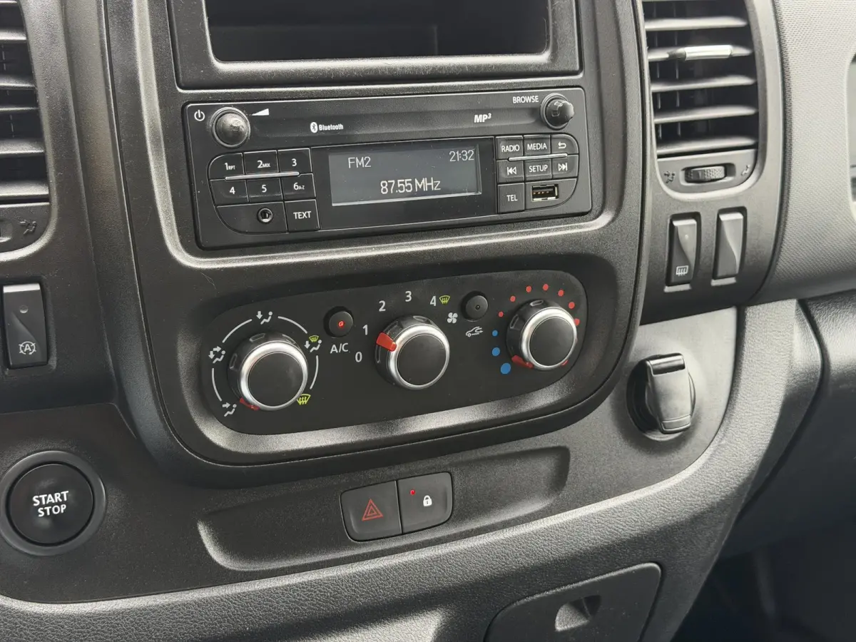 2.0 dCi 145 T30 L2H1 Comfort*CRUISE*A/C*TEL*3PERS*