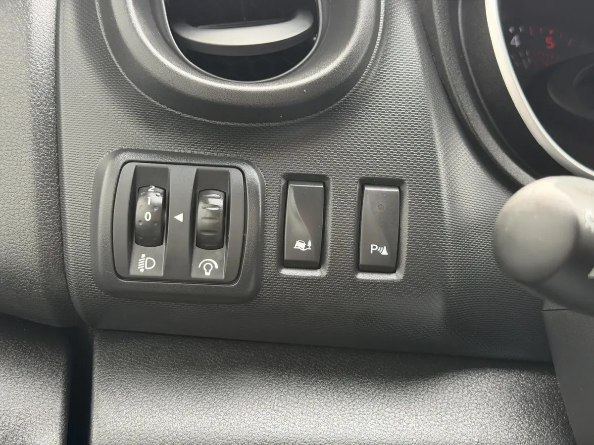 2.0 dCi 145 T30 L2H1 Comfort*CRUISE*A/C*TEL*3PERS*