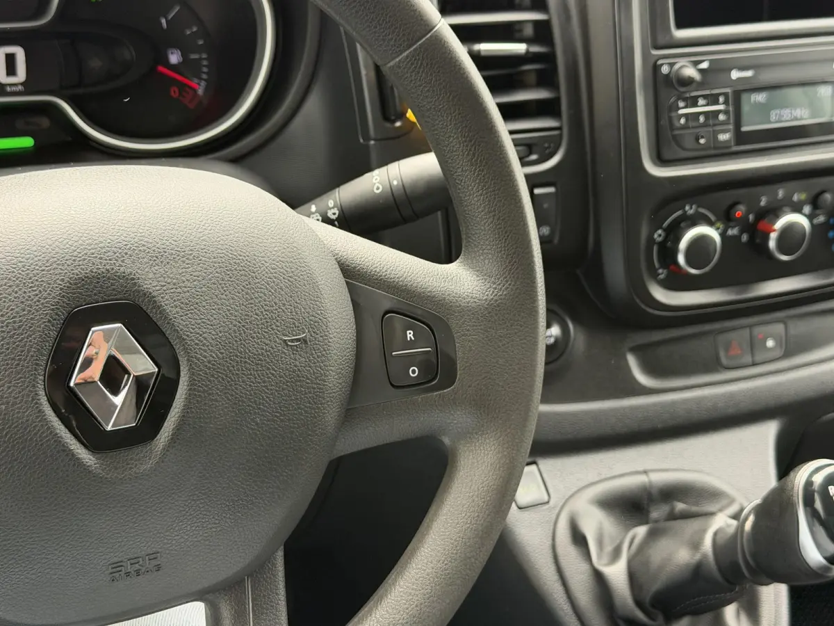 2.0 dCi 145 T30 L2H1 Comfort*CRUISE*A/C*TEL*3PERS*