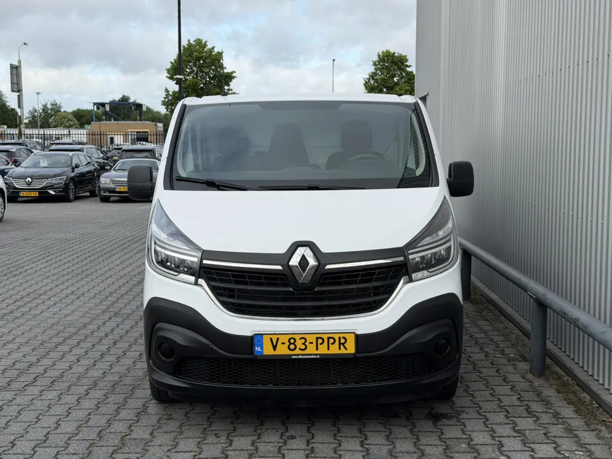 2.0 dCi 145 T30 L2H1 Comfort*CRUISE*A/C*TEL*3PERS*