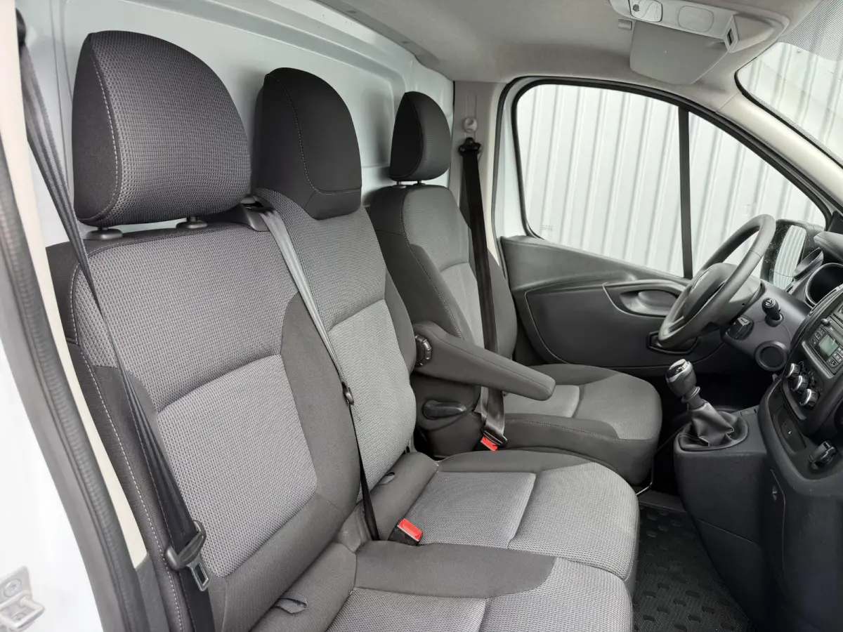 2.0 dCi 145 T30 L2H1 Comfort*CRUISE*A/C*TEL*3PERS*