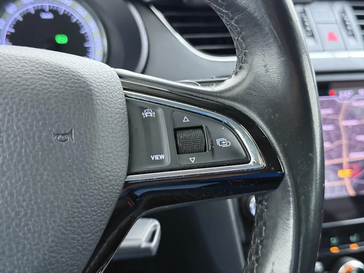 2.0 TDI Greentech Style Business TAXI