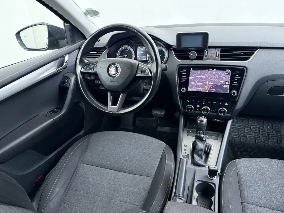 2.0 TDI Greentech Style Business TAXI