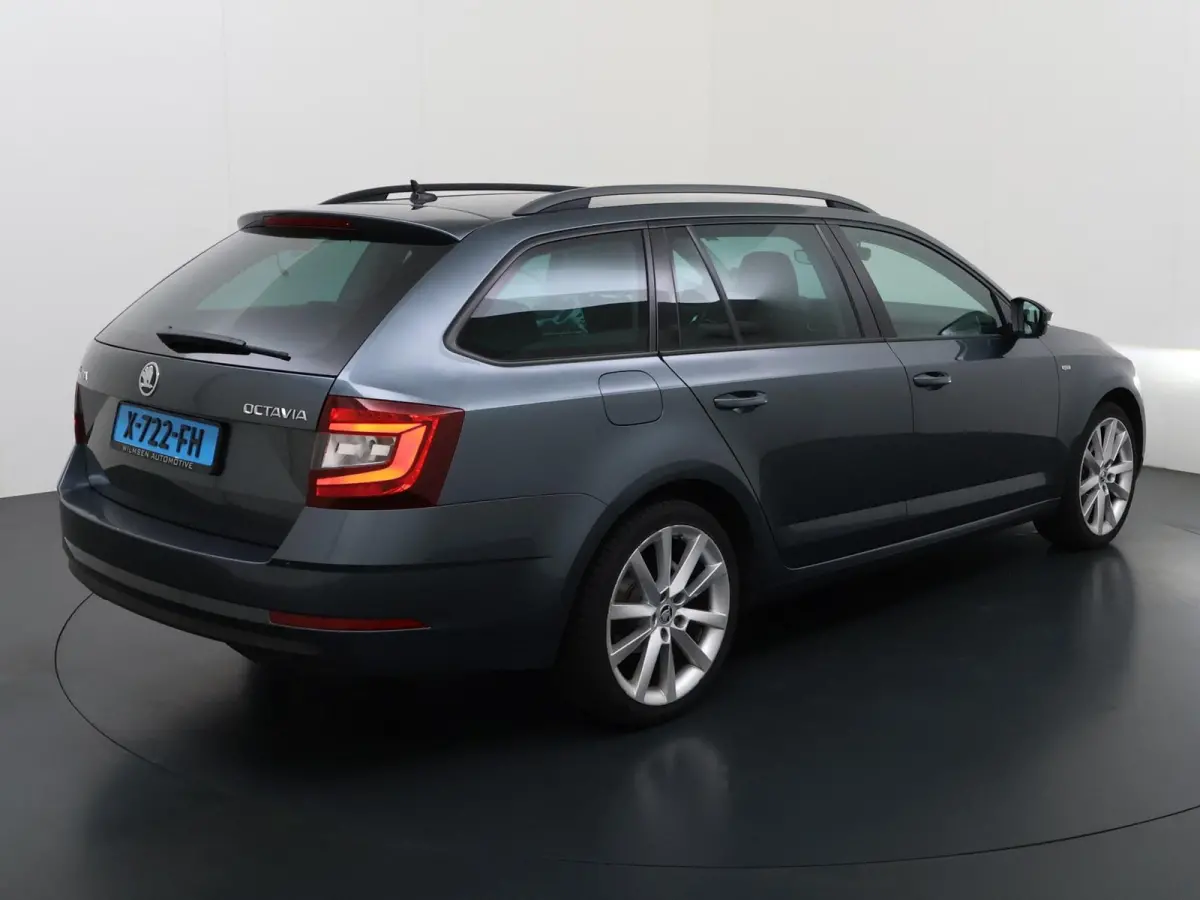 2.0 TDI Greentech Style Business TAXI