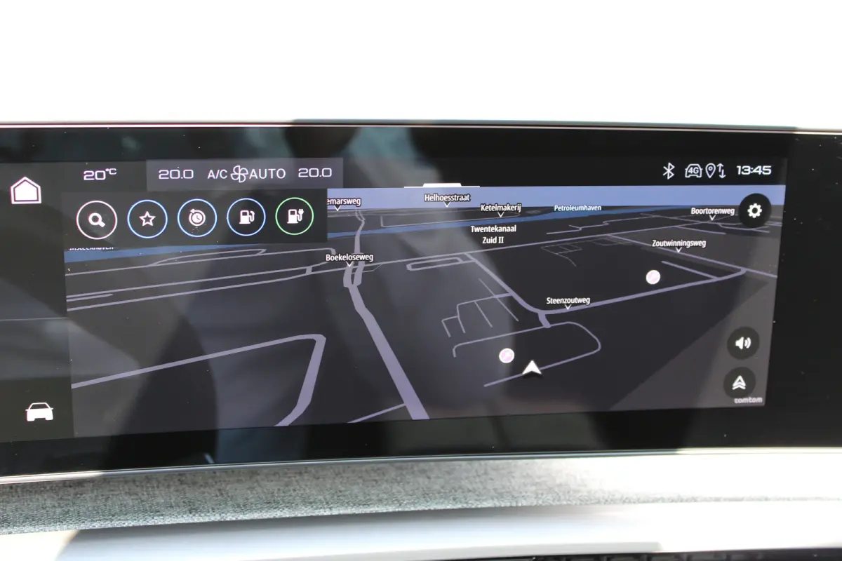 1.6 plug-in Hybrid 195pk GT | Automaat | Navigatie | Camera | Panorama/schuifdak | Luxe stoelen | Massage | 3.750km |