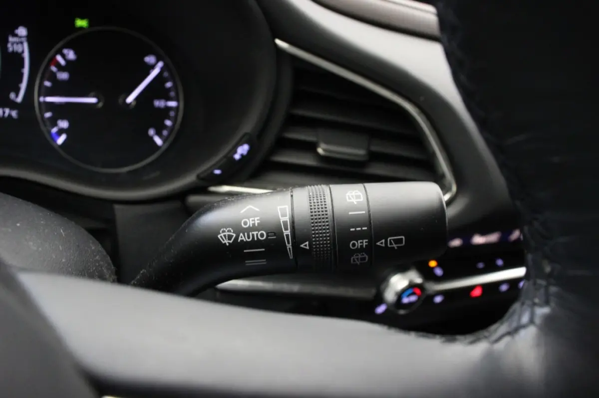 2.0 e-SkyActiv-G M Hybrid Comfort - Carplay, Camera, Leer, Headup Display, Stoelverw.