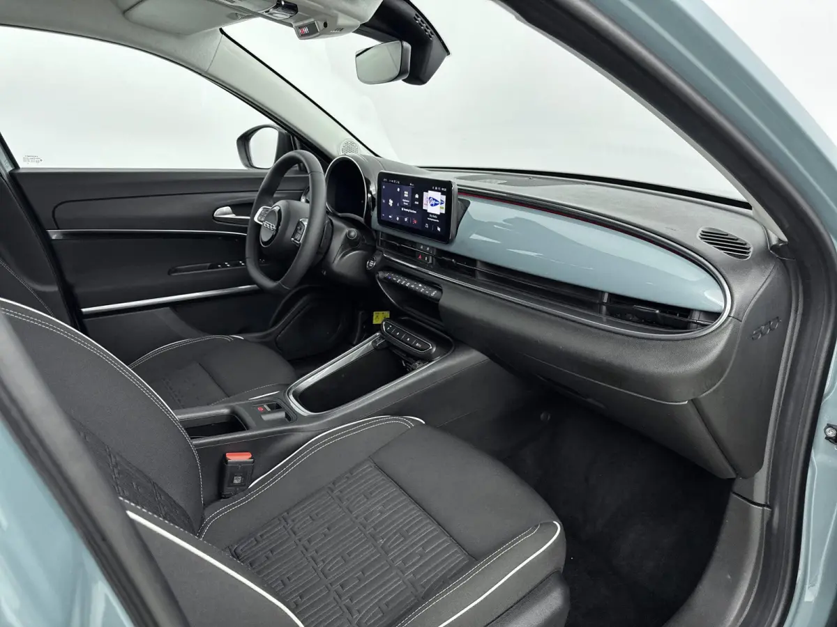 110pk Hybrid Automaat Urban | Camera | voorruitverwarming | Navigatie | Carplay