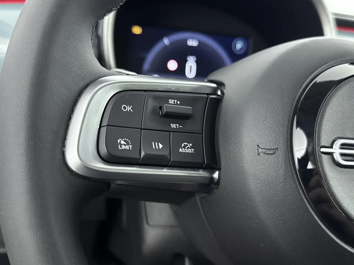 110pk Hybrid Automaat Urban | Camera | voorruitverwarming | Navigatie | Carplay