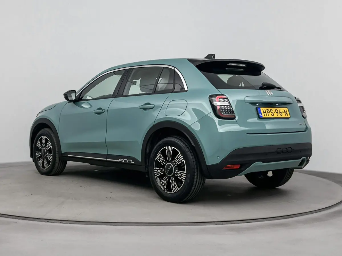110pk Hybrid Automaat Urban | Camera | voorruitverwarming | Navigatie | Carplay