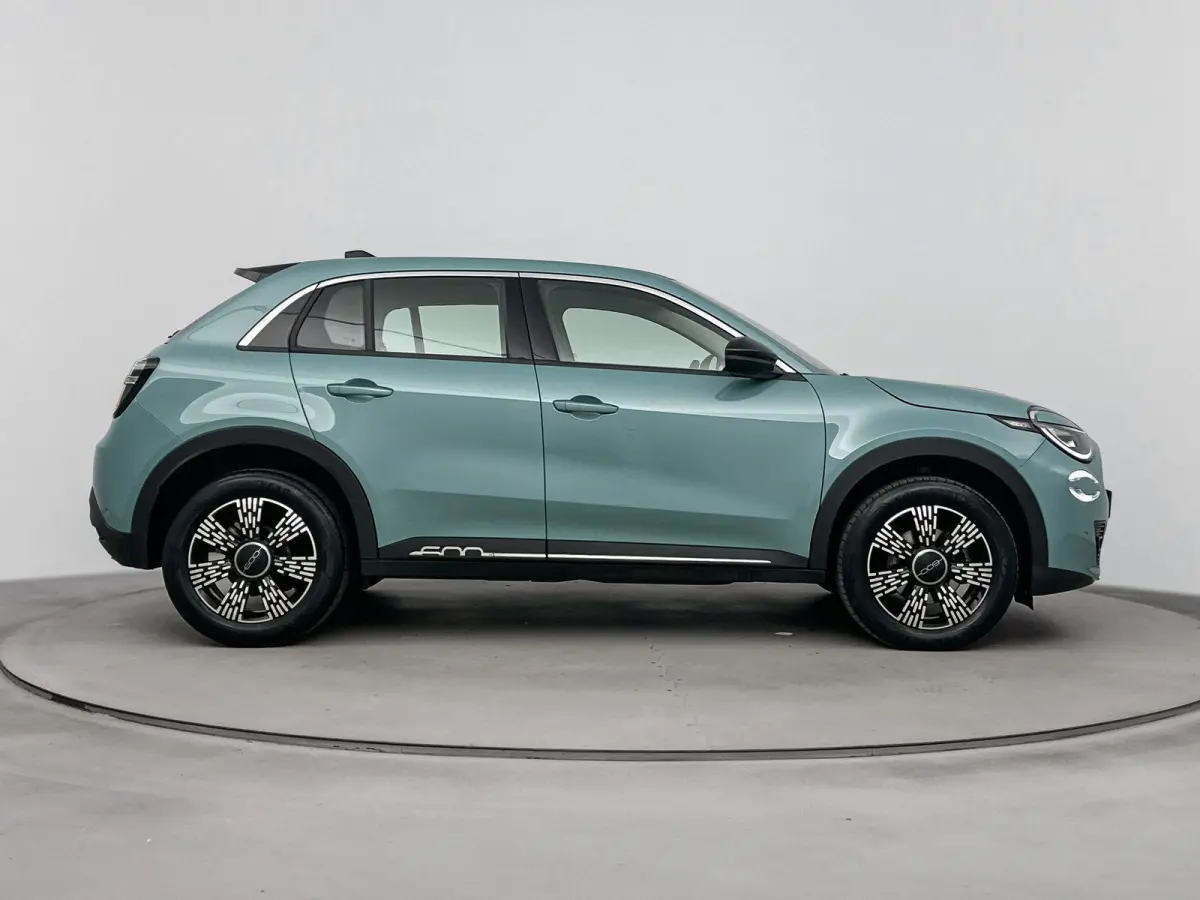 110pk Hybrid Automaat Urban | Camera | voorruitverwarming | Navigatie | Carplay