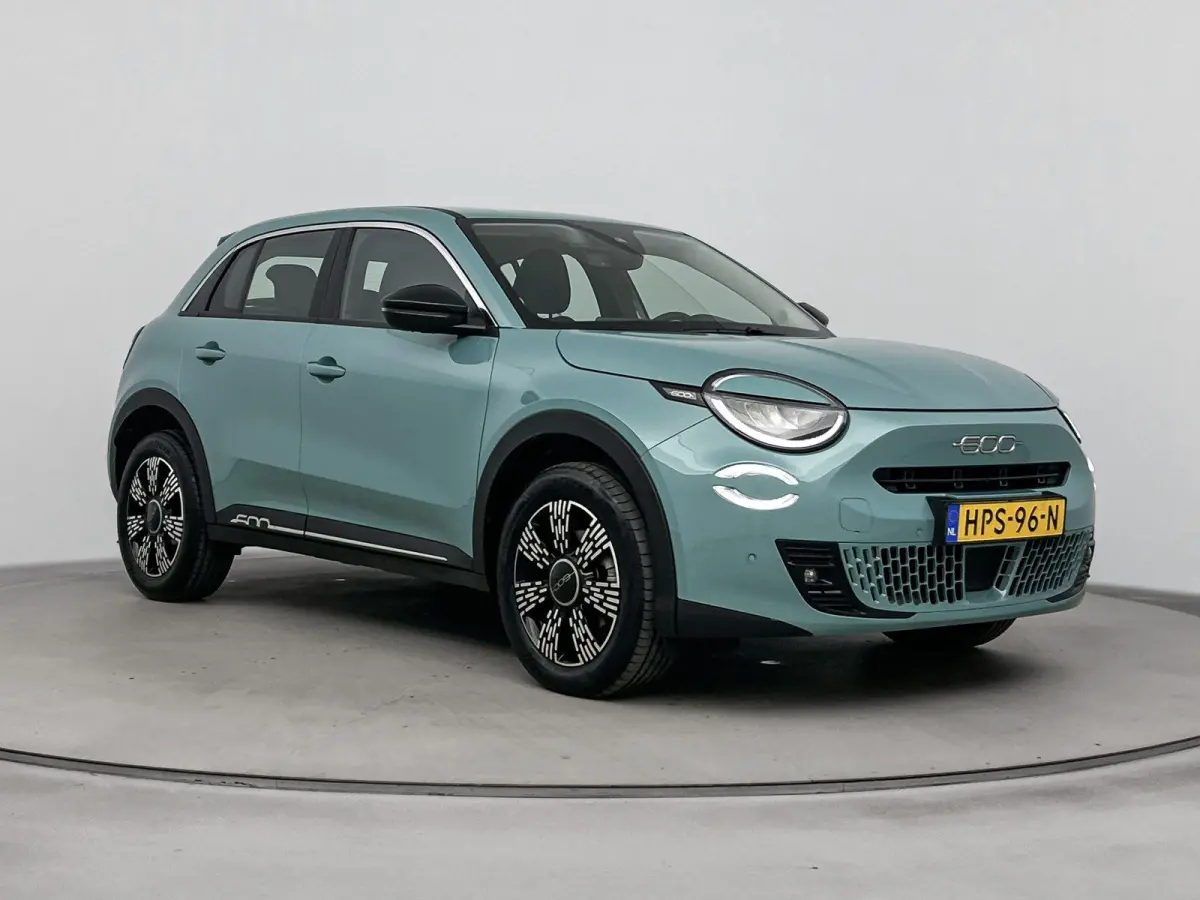 110pk Hybrid Automaat Urban | Camera | voorruitverwarming | Navigatie | Carplay