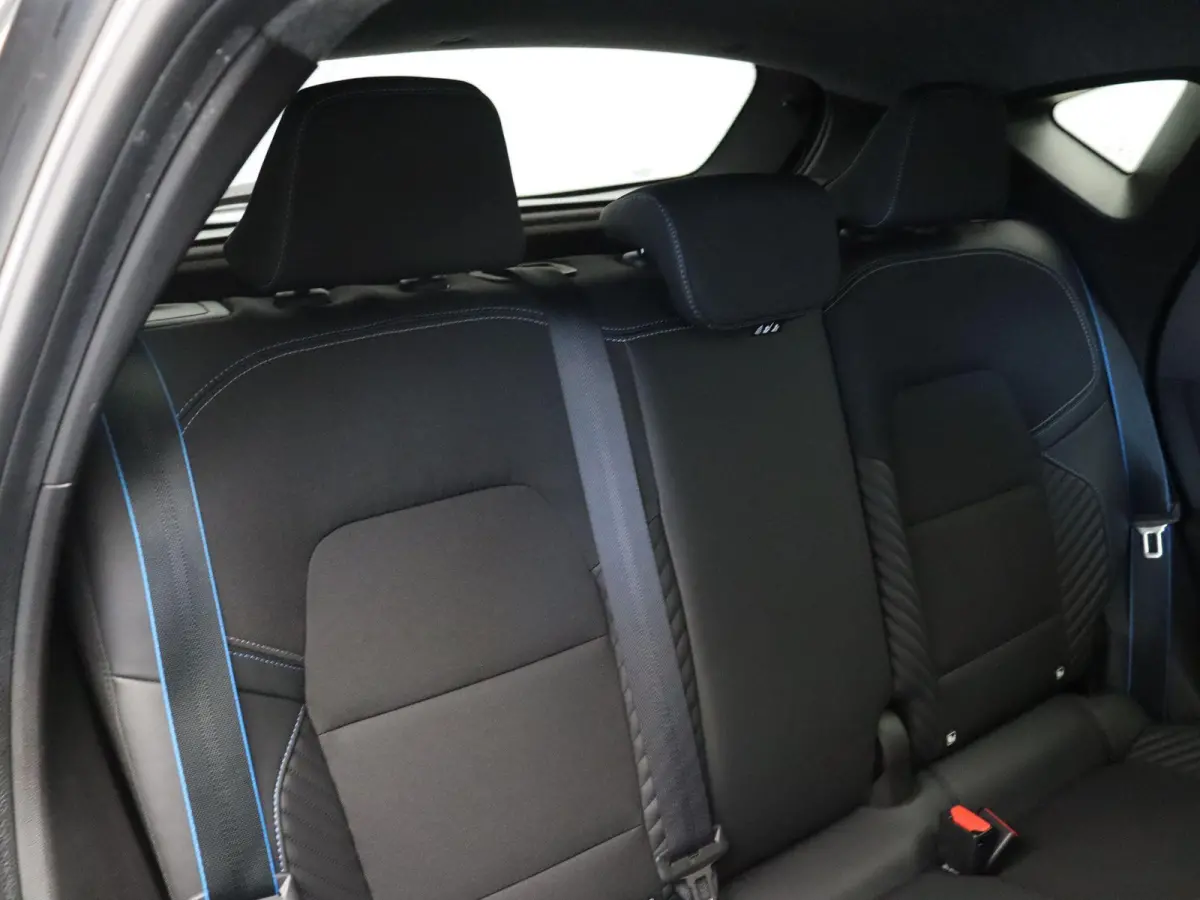 1.6 E-Tech full hybrid 145 esprit Alpine | Adaptive cruise control | Climate control | Stuurverwarming | Apple carplay / Android auto | Lichtmetalen velgen 19'' |