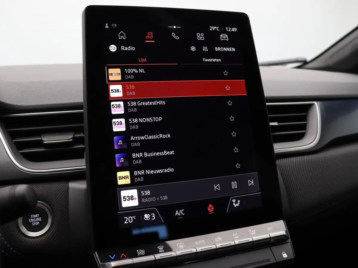 1.6 E-Tech full hybrid 145 esprit Alpine | Adaptive cruise control | Climate control | Stuurverwarming | Apple carplay / Android auto | Lichtmetalen velgen 19'' |