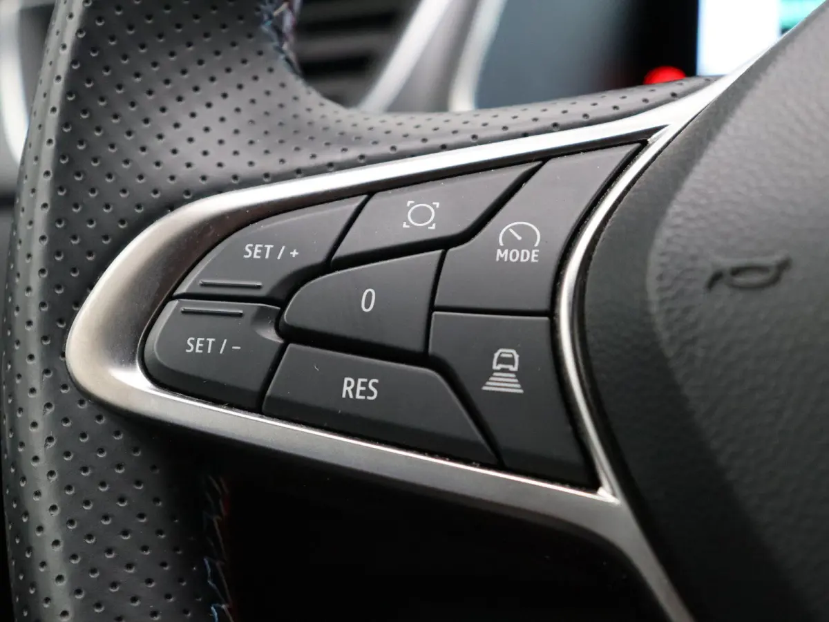 1.6 E-Tech full hybrid 145 esprit Alpine | Adaptive cruise control | Climate control | Stuurverwarming | Apple carplay / Android auto | Lichtmetalen velgen 19'' |
