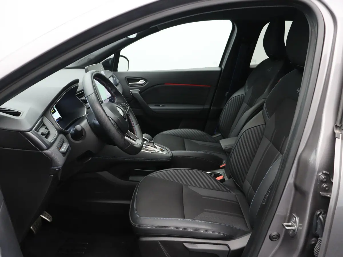 1.6 E-Tech full hybrid 145 esprit Alpine | Adaptive cruise control | Climate control | Stuurverwarming | Apple carplay / Android auto | Lichtmetalen velgen 19'' |