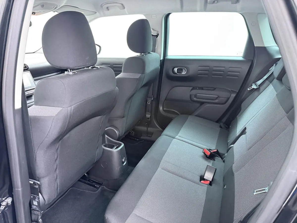 Shine 110pk | Automatische airco | Navigatie | Camera achter | Parkeersensoren | Cruise control | HiFi systeem | Apple Carplay en Android auto