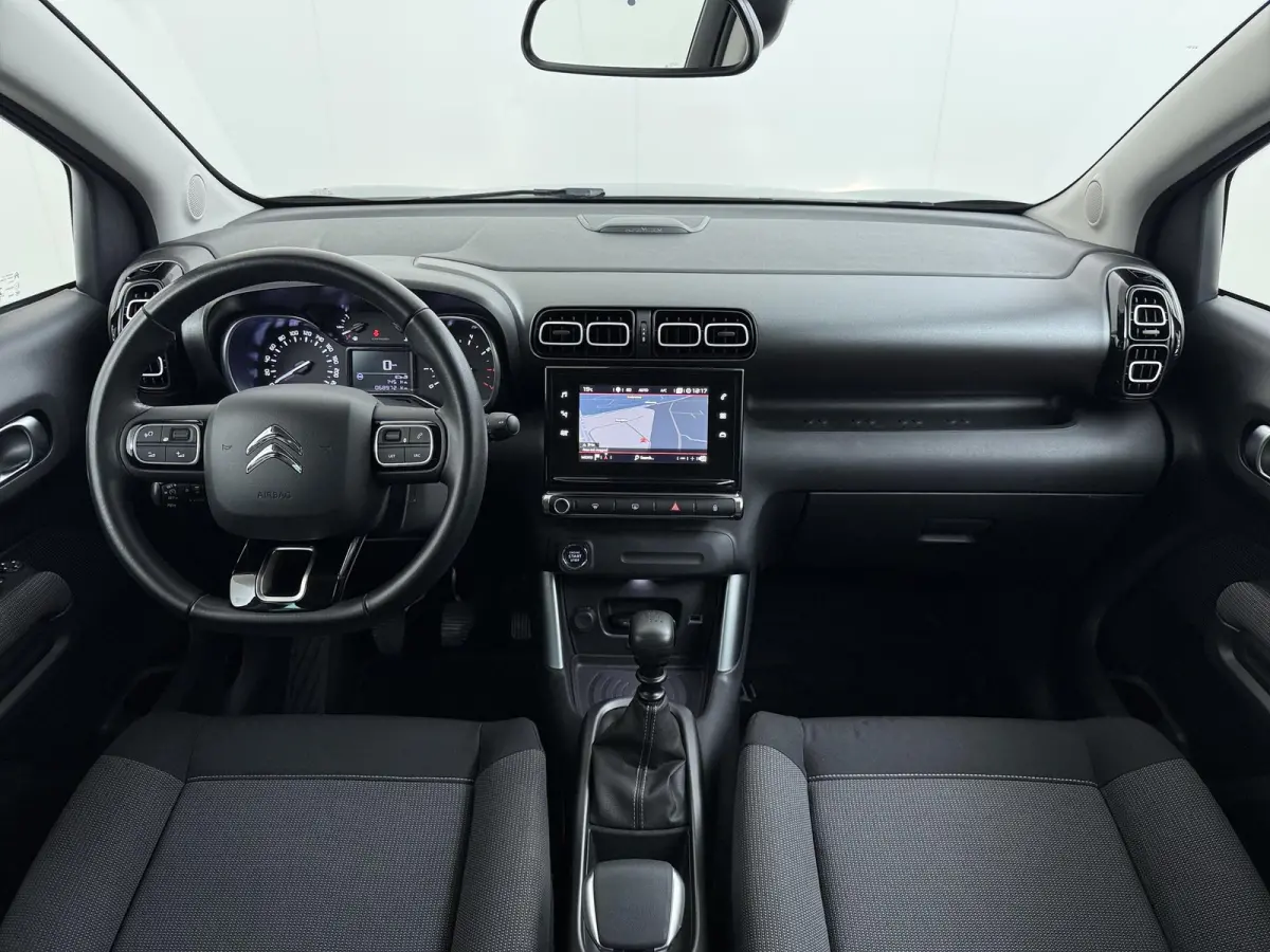 Shine 110pk | Automatische airco | Navigatie | Camera achter | Parkeersensoren | Cruise control | HiFi systeem | Apple Carplay en Android auto