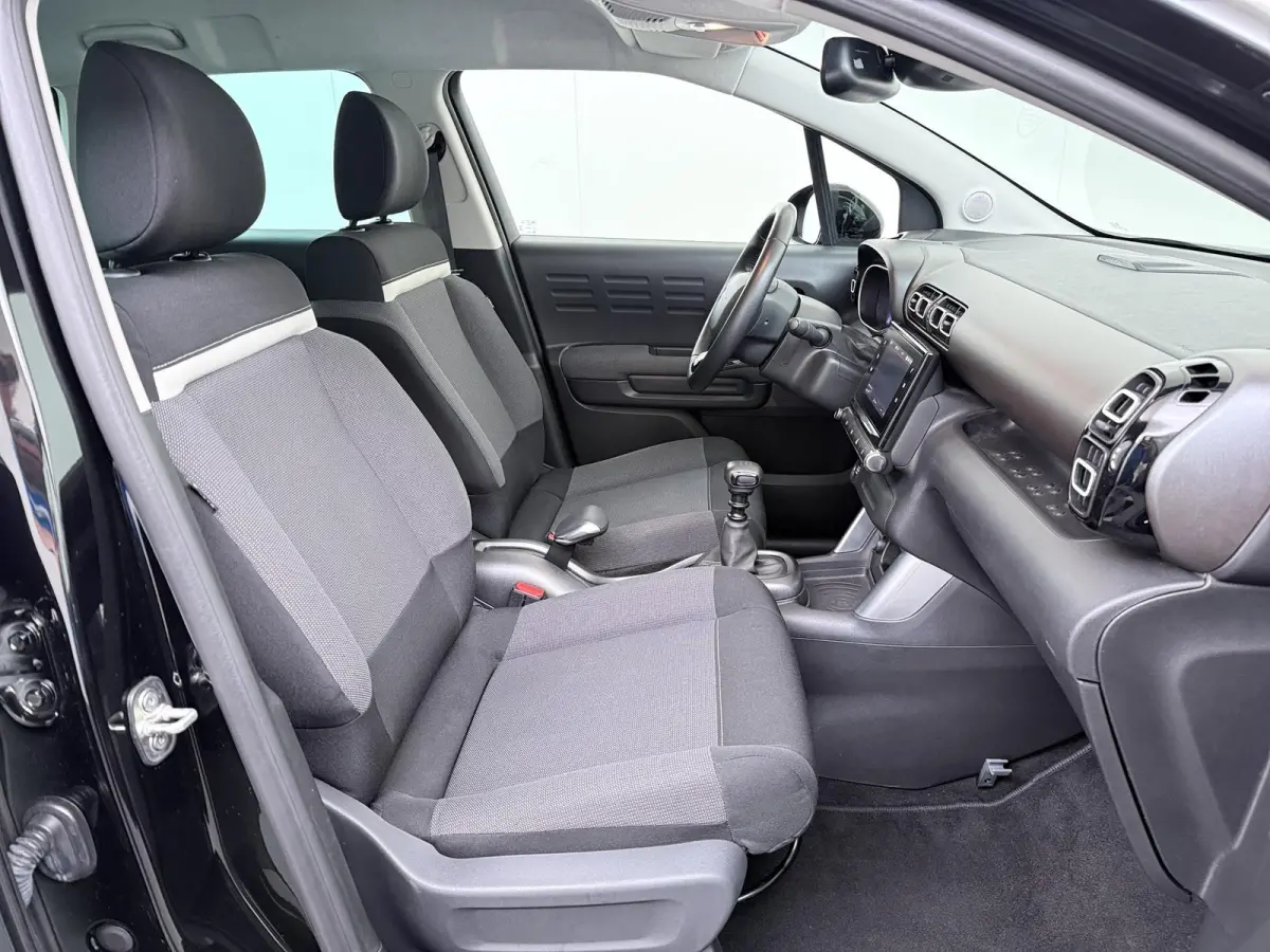 Shine 110pk | Automatische airco | Navigatie | Camera achter | Parkeersensoren | Cruise control | HiFi systeem | Apple Carplay en Android auto