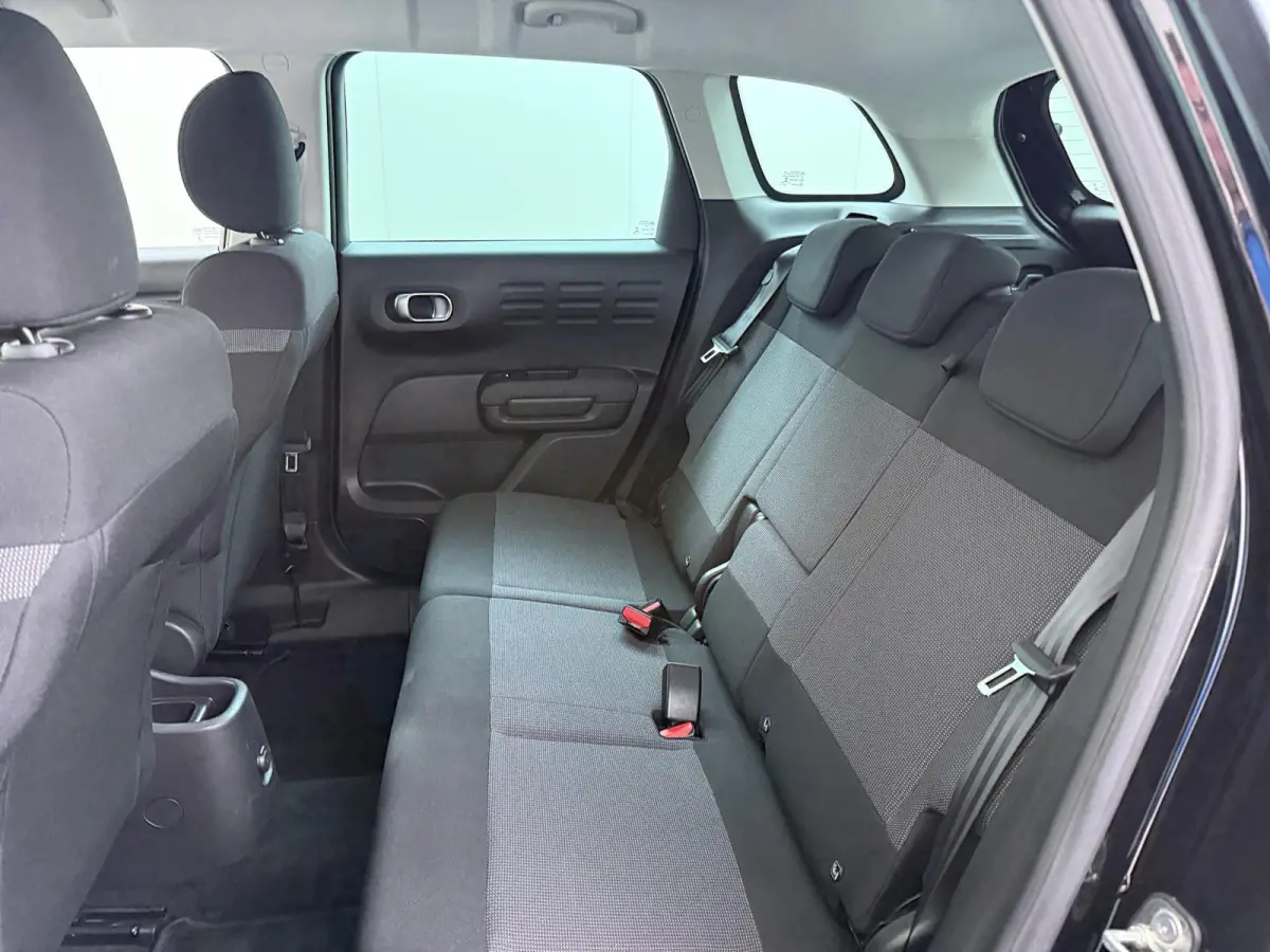 Shine 110pk | Automatische airco | Navigatie | Camera achter | Parkeersensoren | Cruise control | HiFi systeem | Apple Carplay en Android auto