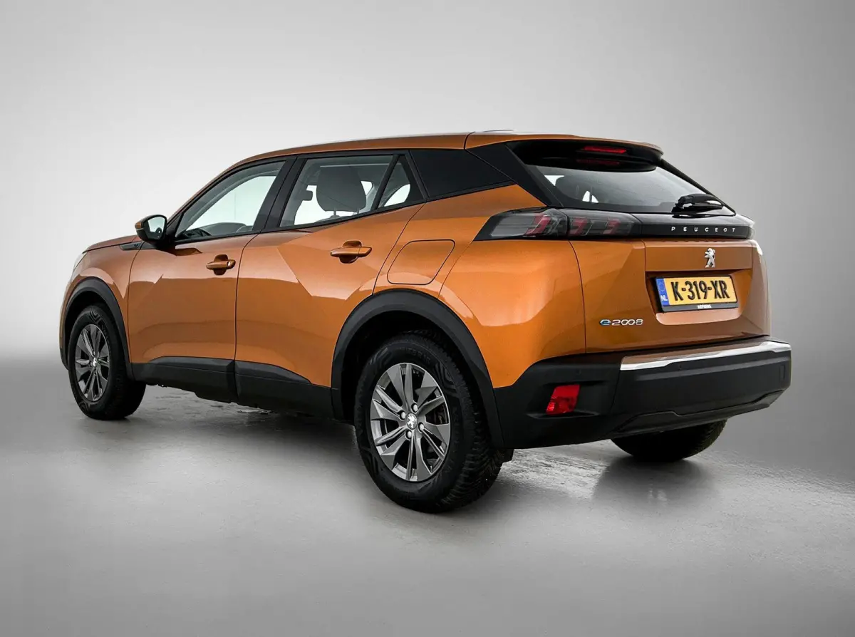 SUV EV Active 50 kWh 136pk | Accu 90% | Navigatie via Apple Carplay / Android Auto | Climate Control | Cruise Control | Parkeersensoren | Bluetooth | DAB+ radio | Keyless start | Automatisch