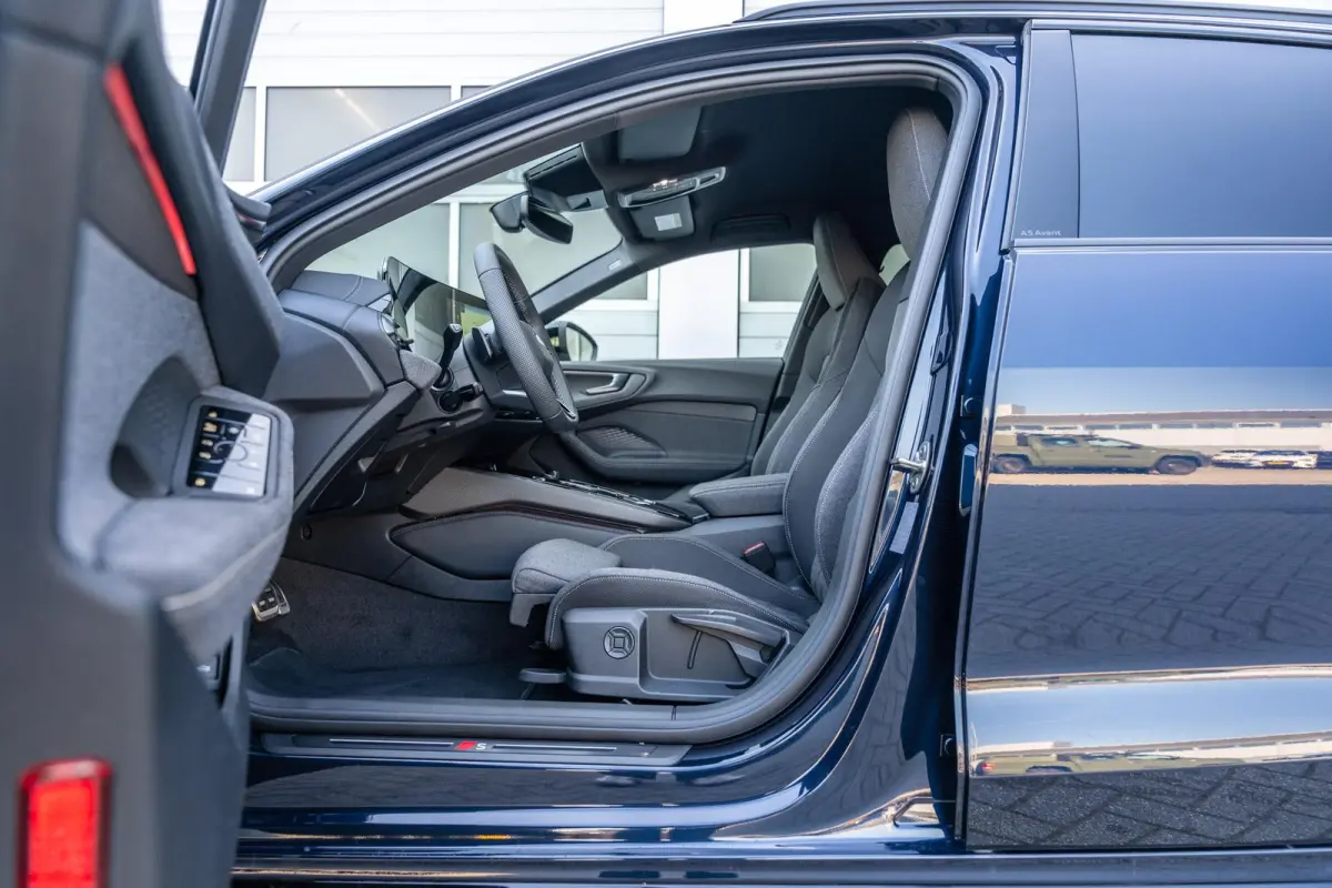 Avant 2.0 299pk quattro S edition | Trekhaak | Matrix LED | Bijrijdersscherm