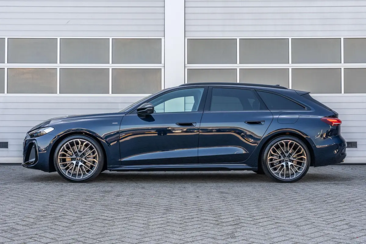 Avant 2.0 299pk quattro S edition | Trekhaak | Matrix LED | Bijrijdersscherm