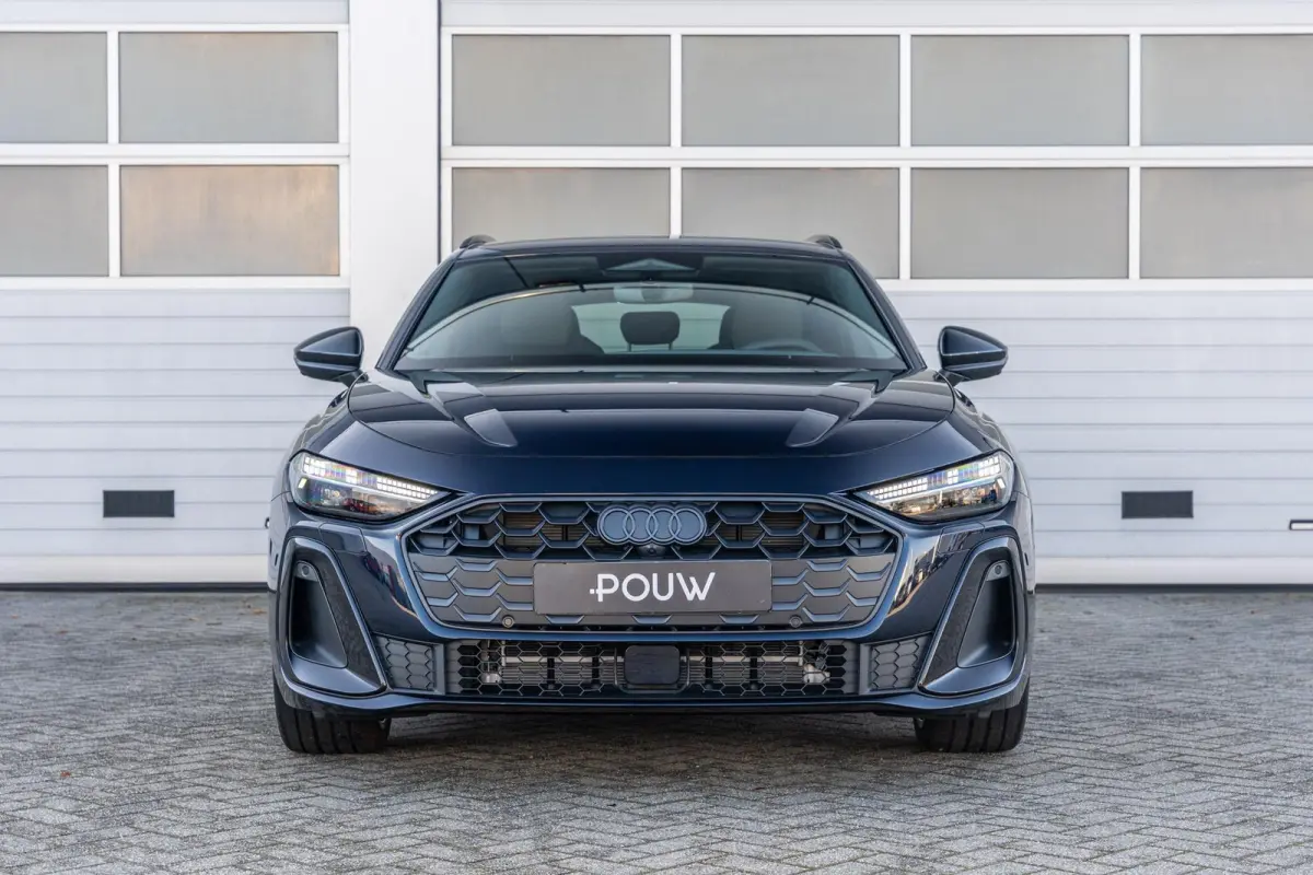 Avant 2.0 299pk quattro S edition | Trekhaak | Matrix LED | Bijrijdersscherm
