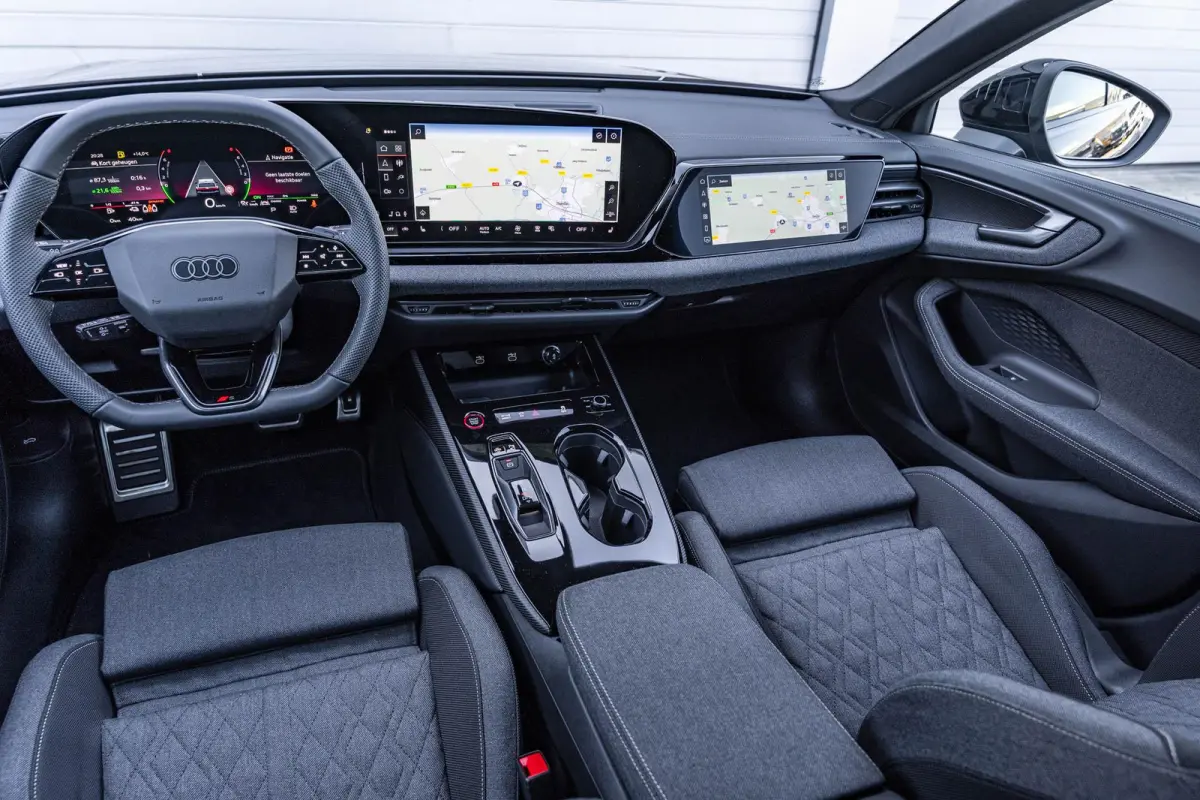 Avant 2.0 299pk quattro S edition | Trekhaak | Matrix LED | Bijrijdersscherm