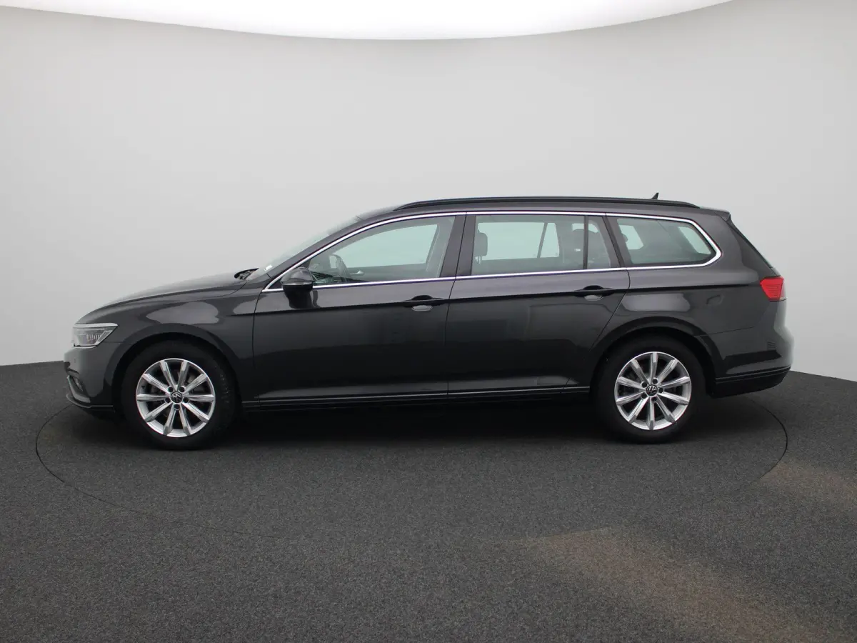 2.0 TDI DSG Style Business | ELEK.KOFFERBAK | CLIMATE CONTROL | LED | NAVIGATIE | CAMERA | LMV | ADAPTIEF CRUISECONTROL |