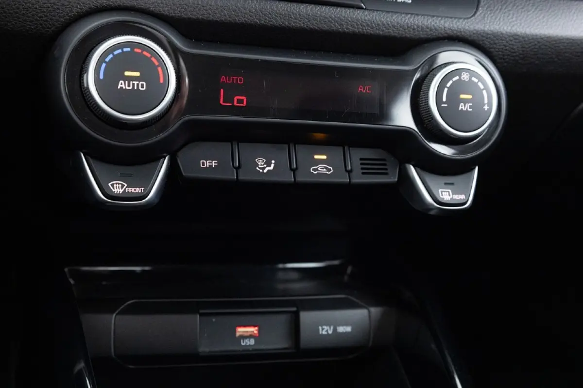 1.0 T-GDi MHEV DynamicLine | ECC | NAVI | AIRCO | VELGEN